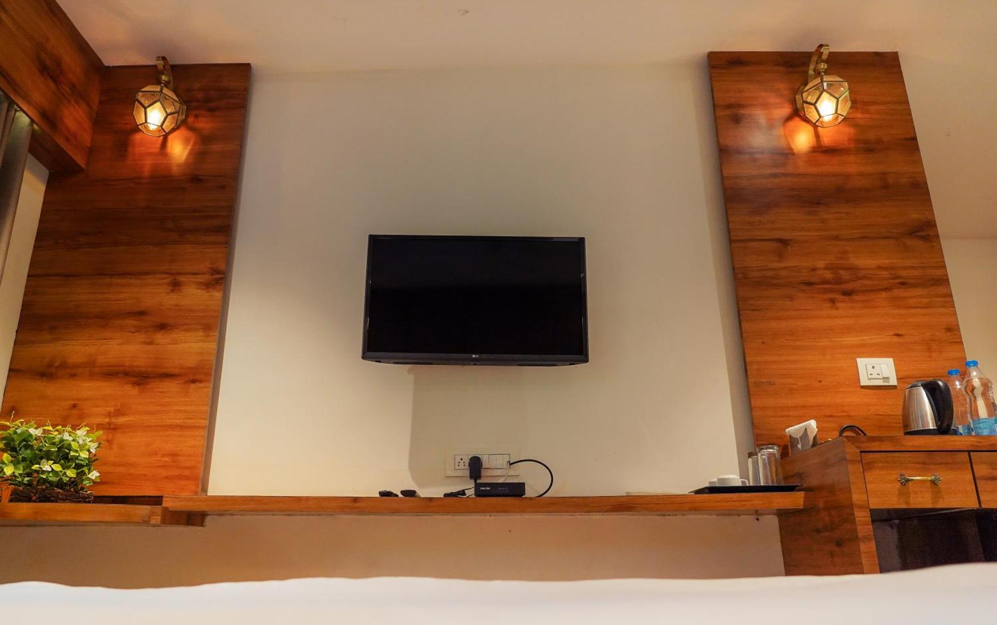 Whispering Peepul Resort Badlapur Eksteriør bilde