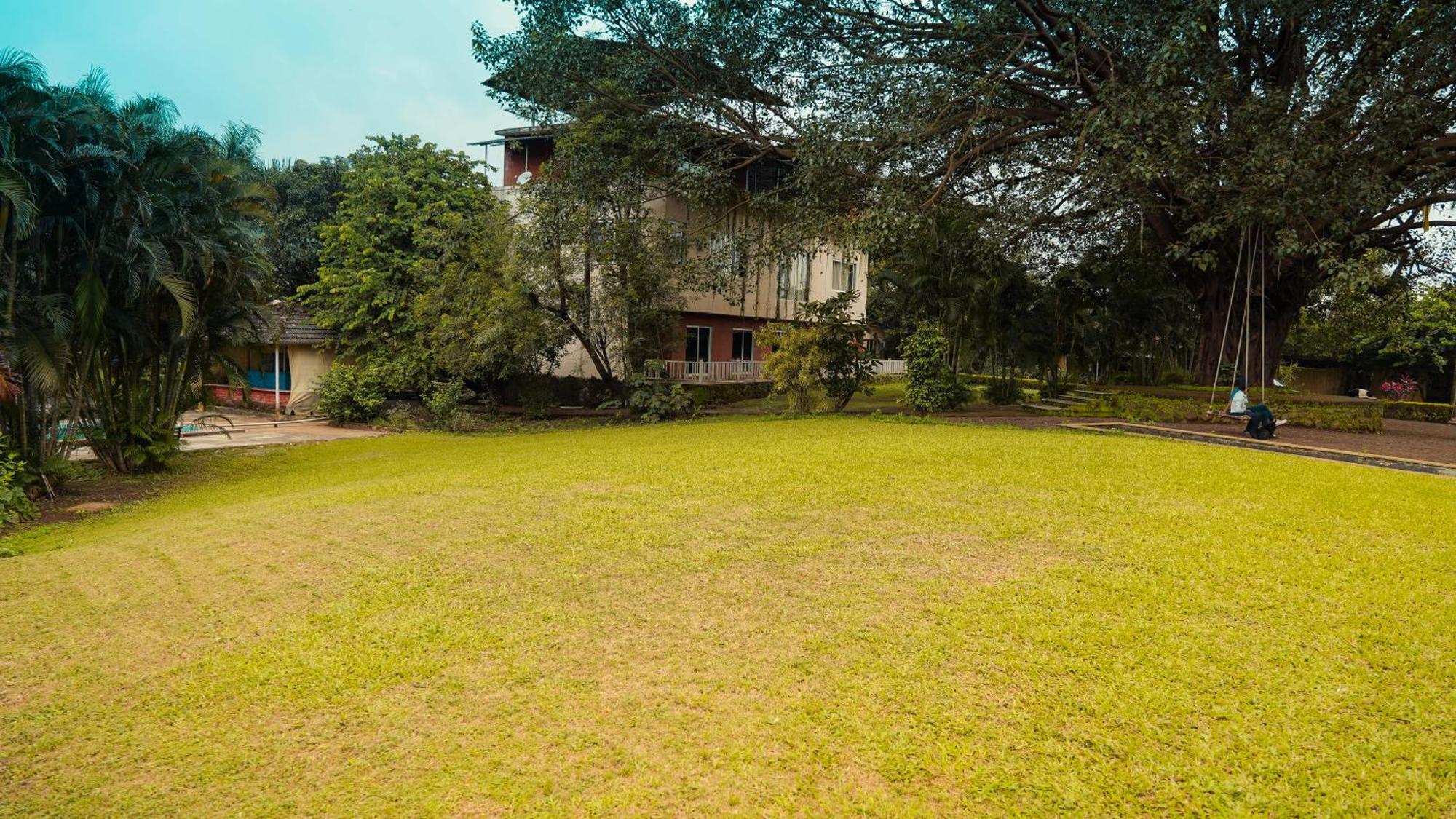 Whispering Peepul Resort Badlapur Eksteriør bilde