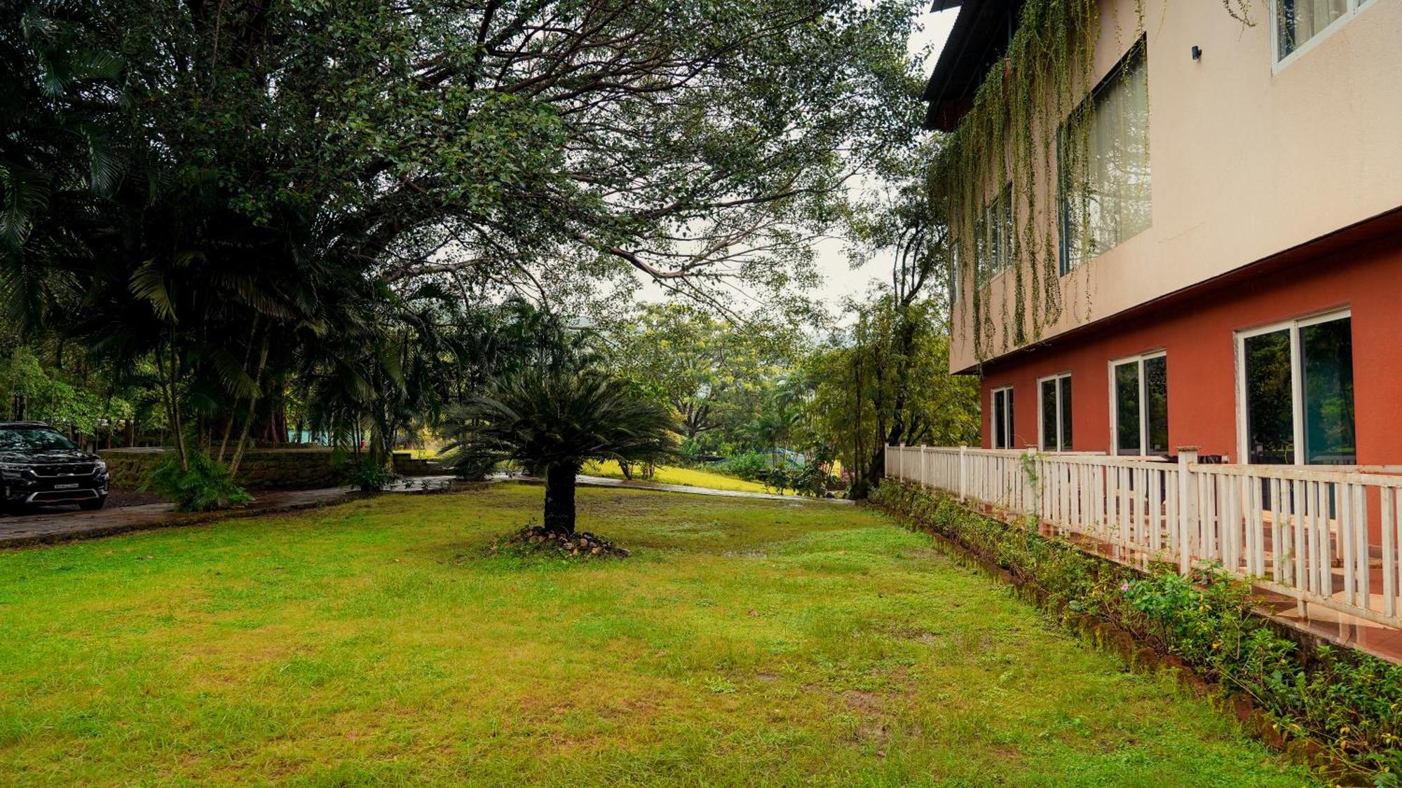 Whispering Peepul Resort Badlapur Eksteriør bilde