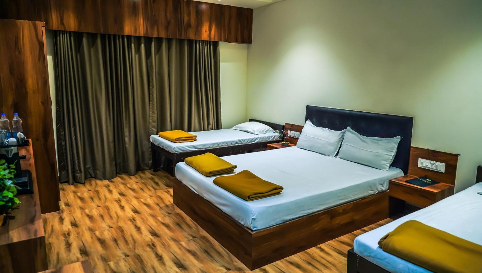 Whispering Peepul Resort Badlapur Eksteriør bilde