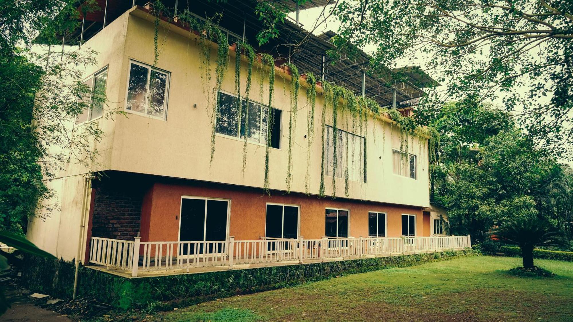 Whispering Peepul Resort Badlapur Eksteriør bilde